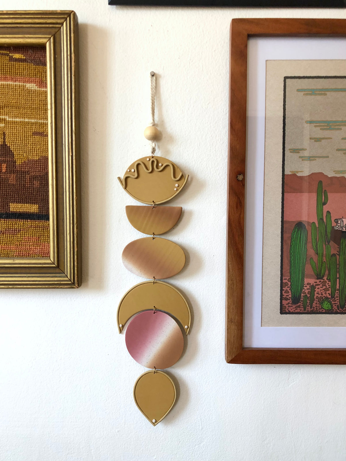 Dune Wall Charm